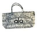 Alo Yoga NWT  Women Tote Bag LARGE Gray Tie Dye Canvas Cotton Carry Tavel… Photo 3