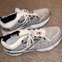 Brooks Women’s  Running Shoes Photo 3