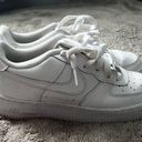 Nike  air force 1 sneakers size 5.5 boys or 7 womens Photo 11