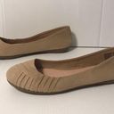 American Eagle  tan round toe flats shoe women size 12 W Photo 1