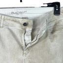 Chico's Chico’s Platinum SZ 1 (8) Crop Jeans Mid-Rise Stretch Pockets Beige Stonewash Photo 2