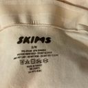 SKIMS Maternity Mid Thigh Shorts Photo 2