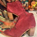 Toms Women's Burgundy Suede Lace Up Wedge Boots #300716 Size 10W Photo 1