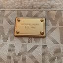 Michael Kors MK Wristlet / Wallet Photo 1