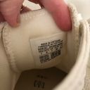 Converse  Chuck Taylor ALL STAR Lugged 2.0 High Top US Women’s size 9 Off White Photo 8