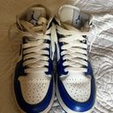 Nike Jordan 1 Mid Photo 2