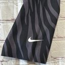 Nike  One Icon Clash 7/8 Printed Legging Medium Photo 4