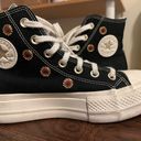 Daisy Embroidered Platform Converse Photo 2