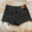 Levi’s 501 Shorts Photo 1