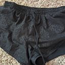 Old Navy Active black printed athletic shorts Photo 3