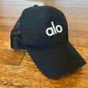 Alo Yoga Black District Trucker Hat Photo 1