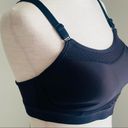 Champion  women’s medium black max support wire free sports bra Padded Photo 8