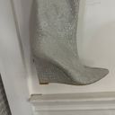 white sparkly boots Size 6.5 Photo 3