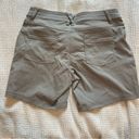 prAna  Olivia Short Women’s size 10 light grey 5’ inseam Photo 3