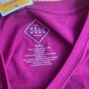 Well Worn  si’ se puede fuchs pink Latin heritage month t-shirt size xxl Photo 3