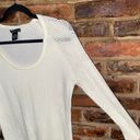 BCBGMAXAZRIA  Cream Long Sleeve Wool Blend Sweater Women's Size Medium Photo 1