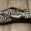 Brighton  Women's Wedge Flip Flops Sandals Brown Animal Print Sz 8/9 Pre-Owed Photo 7