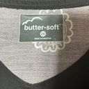 Butter Soft Scrub Top 2X Photo 5