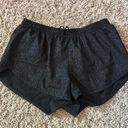 Old Navy Active black printed athletic shorts Photo 2