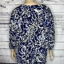 Fashion Bug  NWT Size 3X Blue & White Printed V-Neckline Ruched Sleeve Blouse Top Photo 3