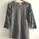 LuLaRoe  Randy Crewneck‎ Tee shirt Top Tunic 3/4 Sleeve Womens Size L Gray Knit Photo 0