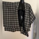 Forever Dreams women’s cape/shawl. Size One Size Gray Photo 2