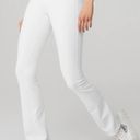 Alo Yoga Airbrush High-Waist 7/8 Bootcut Legging Photo 3