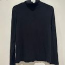 Uniqlo Black Turtleneck Photo 1