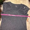 Reebok  heathered grey short sleeved breathable shirt sz XL Photo 5