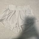 Lululemon Hotty Hot Short 2.5” Photo 0