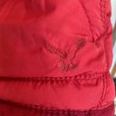 American Eagle puffer vest, Dark rose pink color. Photo 5