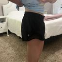 Lululemon Hotty Hot Short 2.5” Photo 3