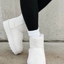 Soda FAUX FUR LINED MINI PLATFORM BOOTIES (OFF WHITE) Photo 0