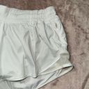 Lululemon  Women's Speed Up Lined Short Active White Size 4 Photo 5