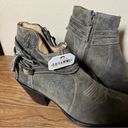 Shyanne  western ankle heeled side zip boots NEW 7 Photo 1