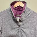 Lululemon  In A Cinch Long Sleeve Tee Size 4 Photo 9