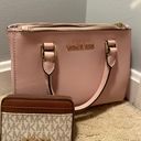 Michael Kors Purse and Wallet set Photo 0