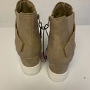 Serra  ladies wedge sneakers tan size 8 Photo 6