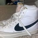 Nike Blazer Mid 77 Photo 1