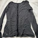 Lululemon  Grey/Black Long Sleeve Cut Out Women's 6 Photo 1