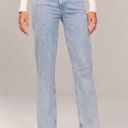 Abercrombie & Fitch  Ultra High Rise 90s Straight Jean criss cross Photo 0