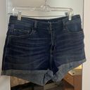 Hollister High-Rise Short-Shorts Photo 0