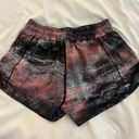 Lululemon Hotty Hot Short 2.5” Photo 2