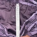 Lululemon Hotty Hots Low-Rise 4” Photo 1