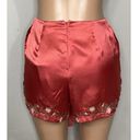 Willow & Clay New.  coral embroidered shorts with tie. Photo 4