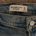 Abercrombie & Fitch Jeans Photo 2