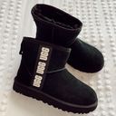 UGG Short Logo Boots BRAND NEW! Photo 0