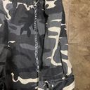 camo cargo pants Photo 2