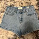 PacSun Mom Short Photo 0