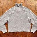 American Eagle  Small Gray Knitted Sweater Preowned Photo 0